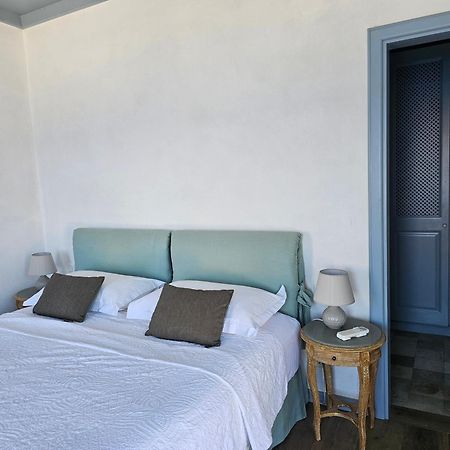 The Anchor House Bed & Breakfast Sými Bilik gambar