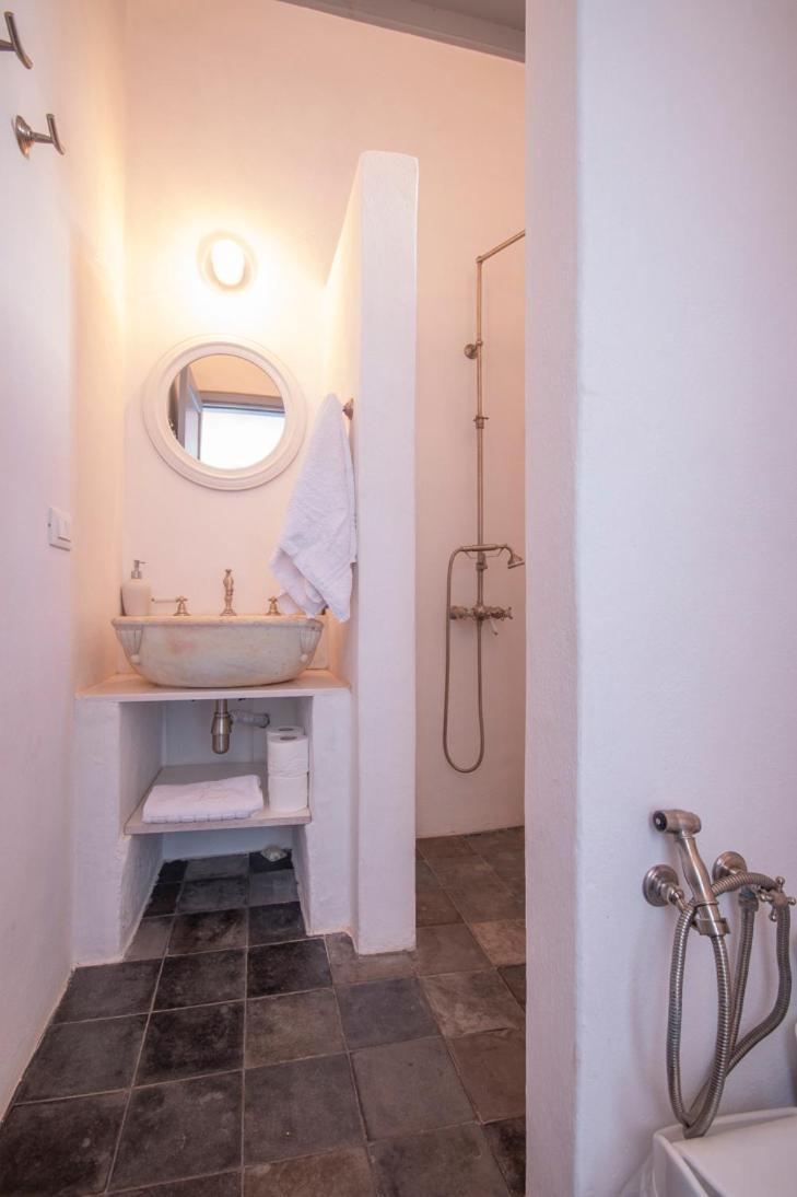 The Anchor House Bed & Breakfast Sými Luaran gambar