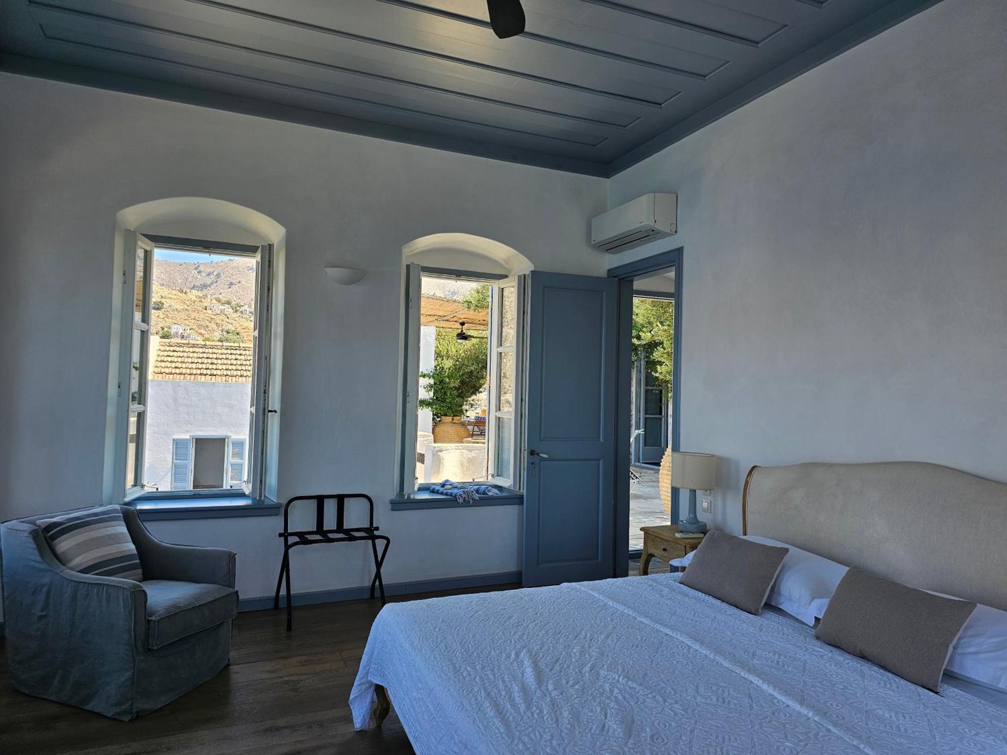 The Anchor House Bed & Breakfast Sými Luaran gambar