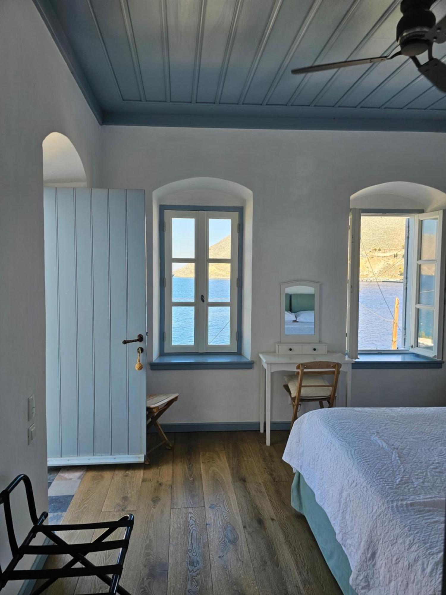 The Anchor House Bed & Breakfast Sými Bilik gambar