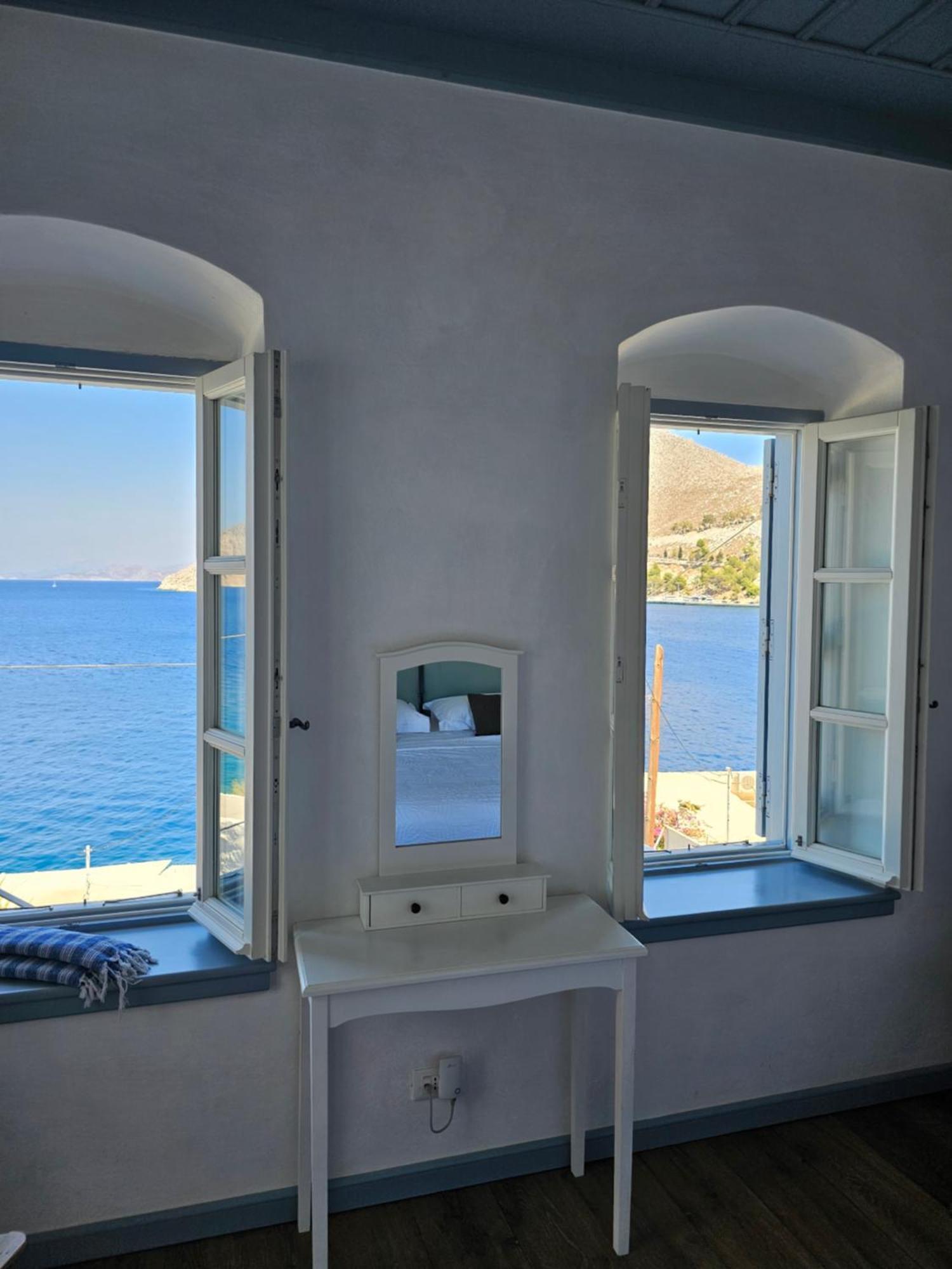 The Anchor House Bed & Breakfast Sými Bilik gambar